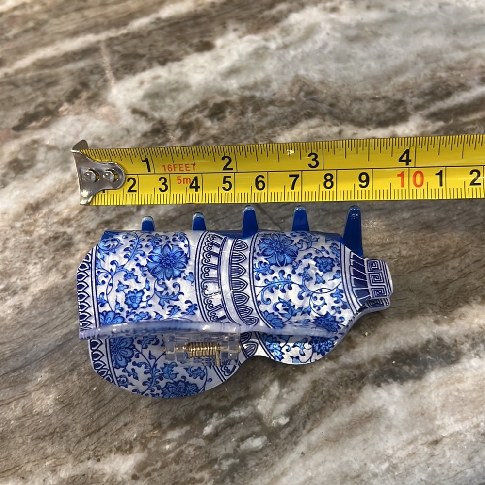Blue & White Chinoiserie Ginger Jar Hair Clip - Picture 6 of 9